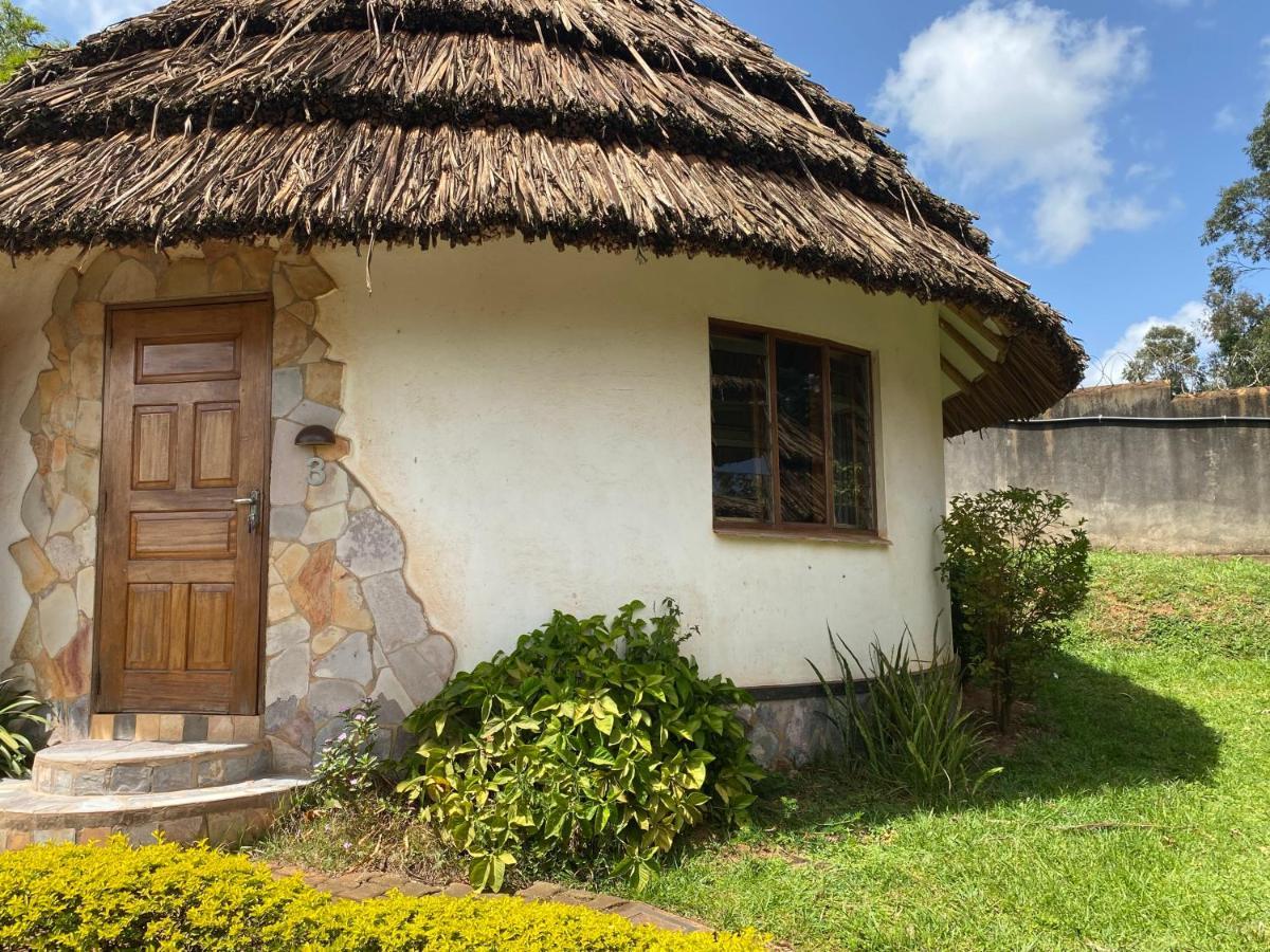 Banda Lodge Masaka Exterior foto